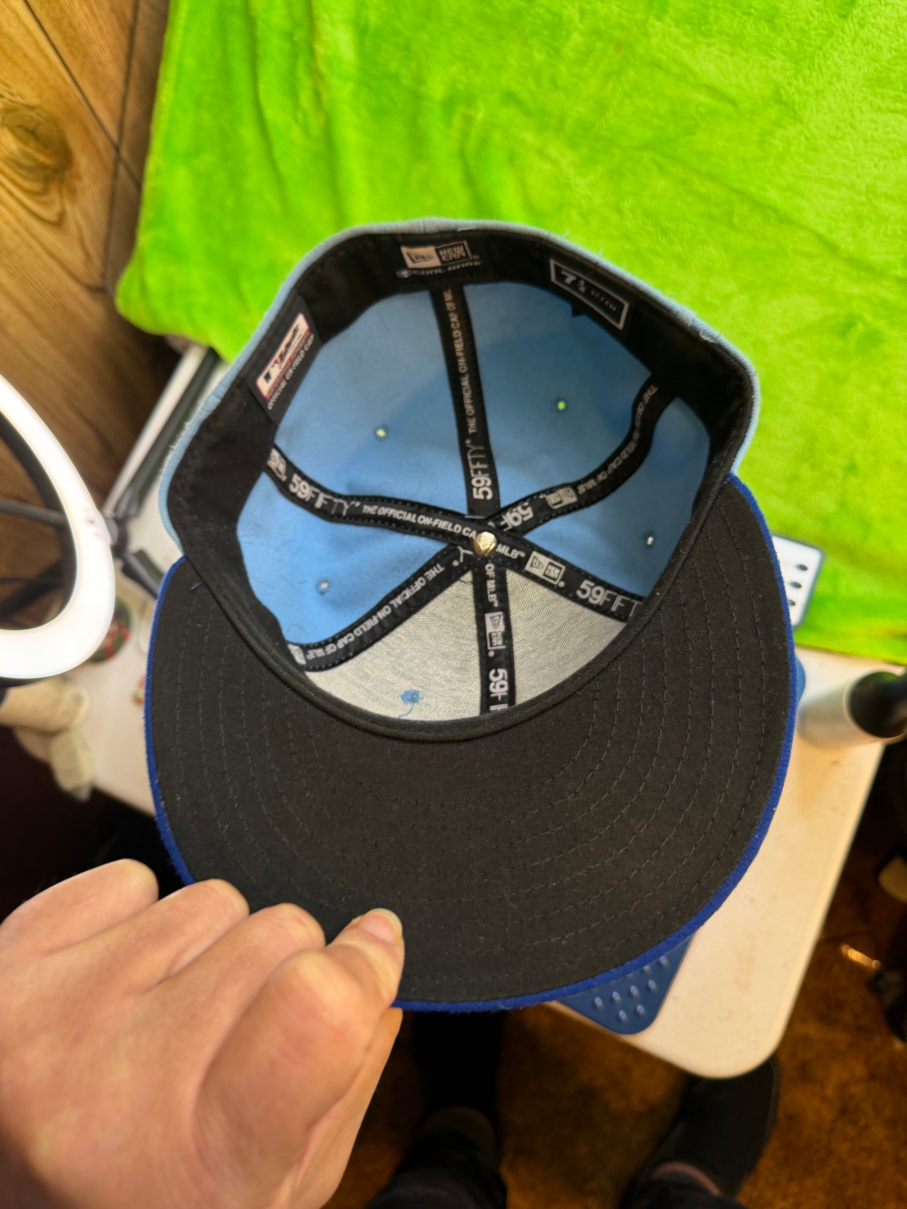 KC Royals New Era 59Fifty Cool Base On-Field Fitted Hat 7 1/4 - Thumbnail 3