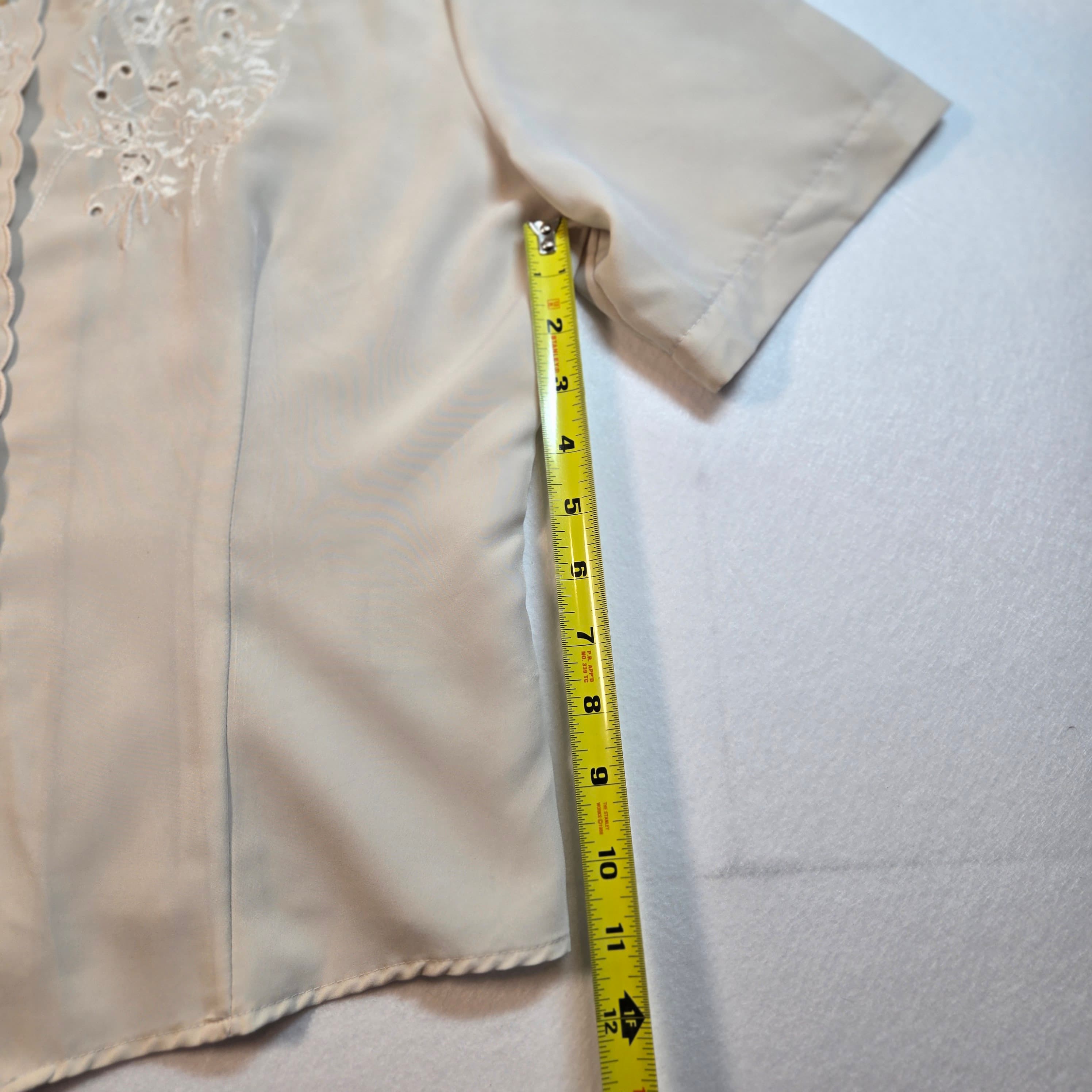 Vintage Embroidered Short Sleeve Blouse with Lace Detail - Thumbnail 6