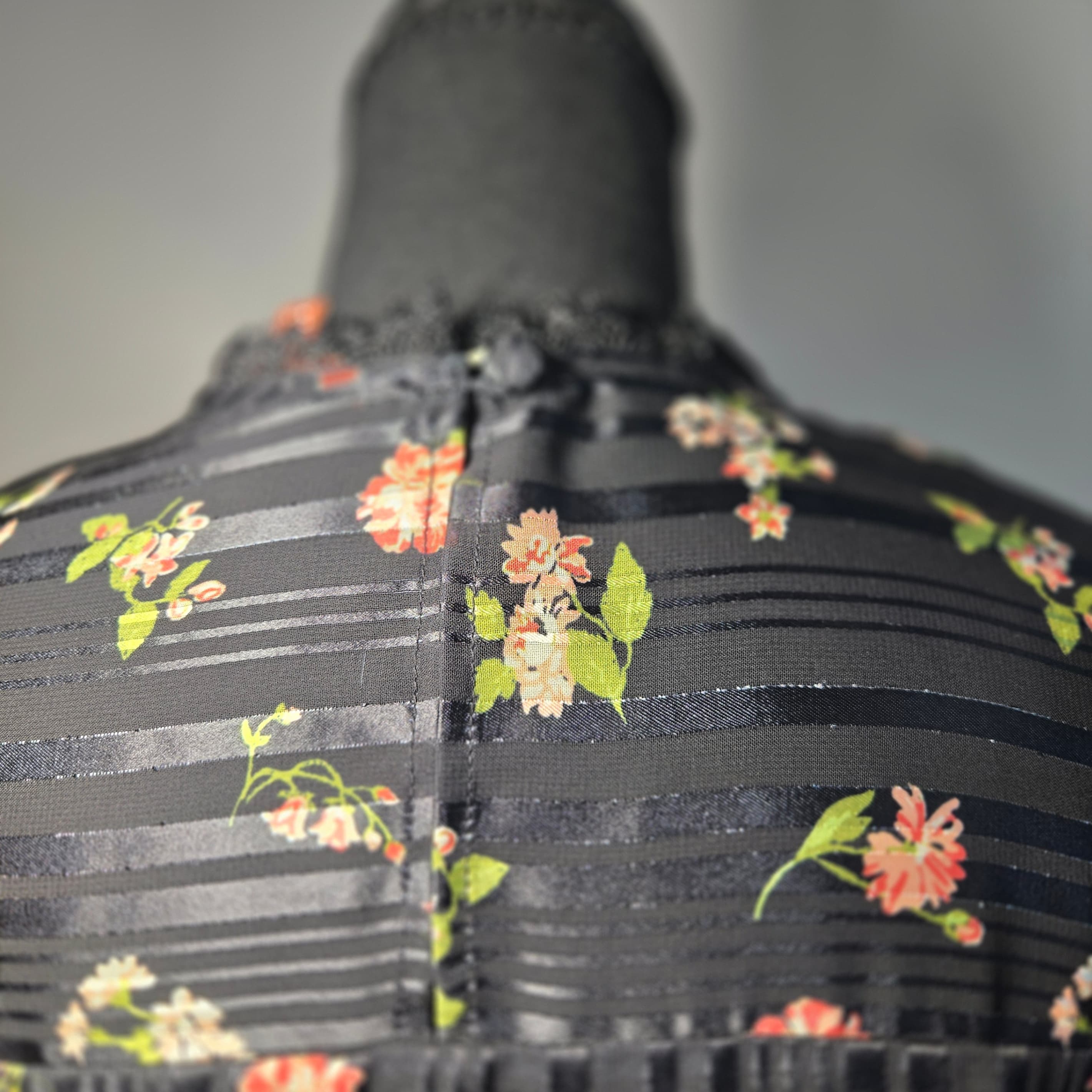 ModCloth Floral Sheer Blouse Large - Thumbnail 6
