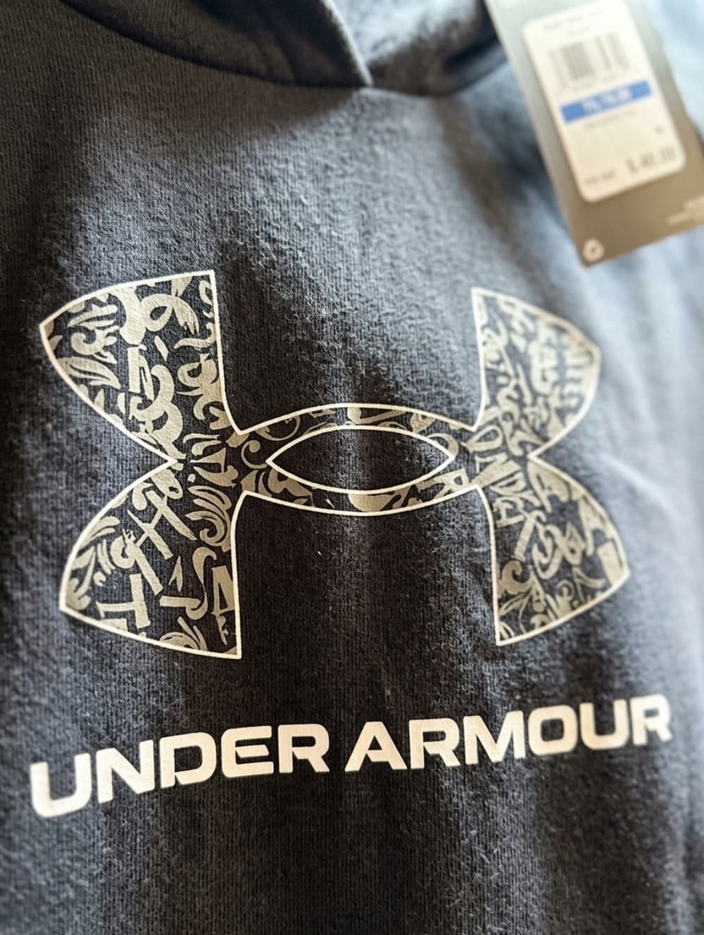 Under Armour Girls (Unisex) Pullover Hoodie in Navy - Thumbnail 2