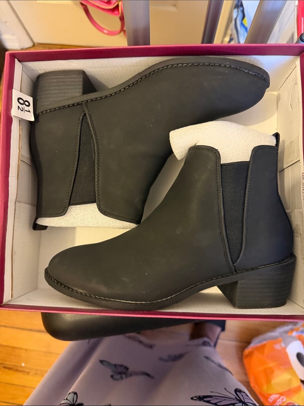 Women's Black Chelsea Ankle Boots with Low Block Heel - Thumbnail 2
