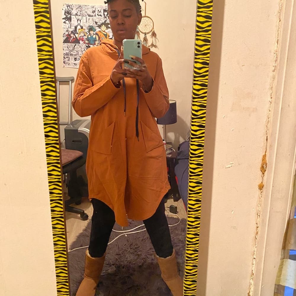 Hoodie dress great with sneakers , leggings n uggs - Thumbnail 2