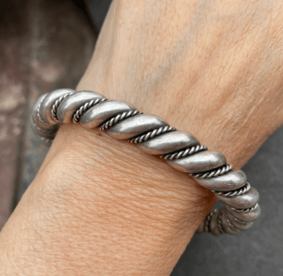 Navajo Double Twist Sterling Silver Handmade Cuff Bracelet - Thumbnail 2