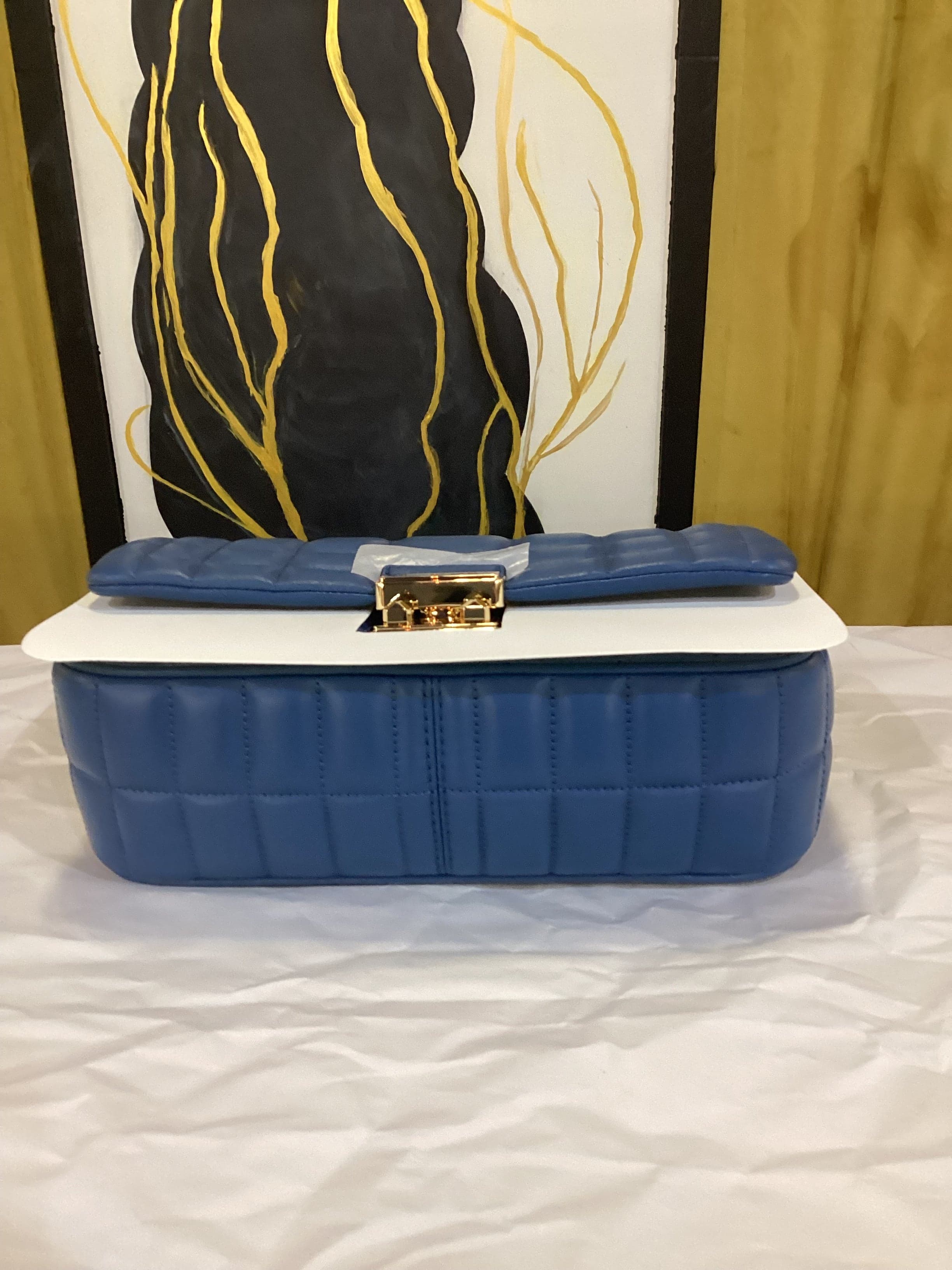 NWT Tribeca Quilted Cross Body Bag - Thumbnail 4