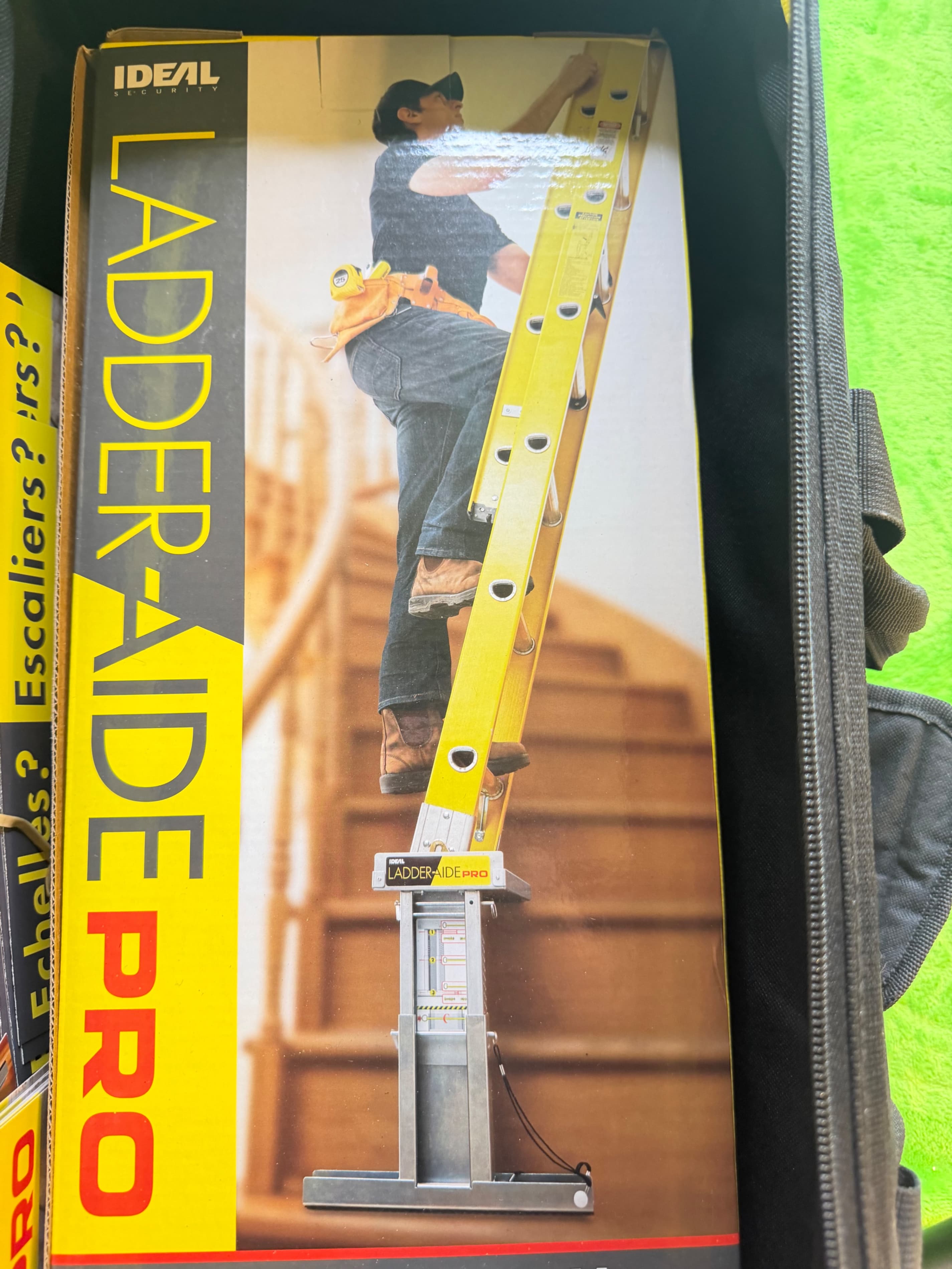 Ideal Security Ladder-Aide PRO Stair Ladder Leveler NEW in Box w/ Bag - Thumbnail 7