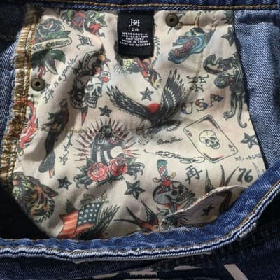 ED HARDY Women's Size 28 Distressed Retro Painted Denim Shorts - Thumbnail 8