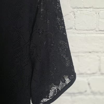 Denim & Co Women's Large Black W/Lace Short Sleeve Shirt - Thumbnail 3
