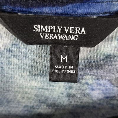 Simply Vera Wang Women’s Medium Black-Blue Floral Print Asymmetrical Blouse - Thumbnail 2