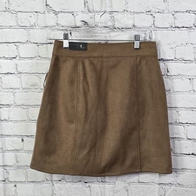 Maurices Sz 2 Soft Faux Suede Sailor Pocket Zipper Short Skirt in Fawn - Thumbnail 8