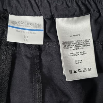Columbia Women's 10/6 Black Omni Shade Cargo Shorts - Thumbnail 5
