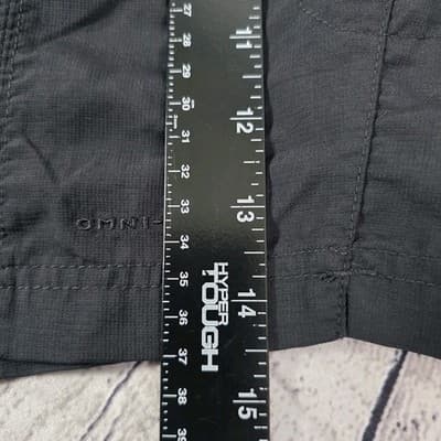 Columbia Women's 10/6 Black Omni Shade Cargo Shorts - Thumbnail 9