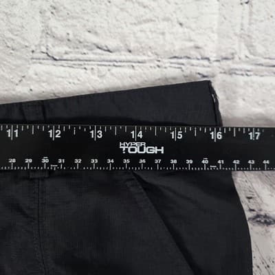Columbia Women's 10/6 Black Omni Shade Cargo Shorts - Thumbnail 7