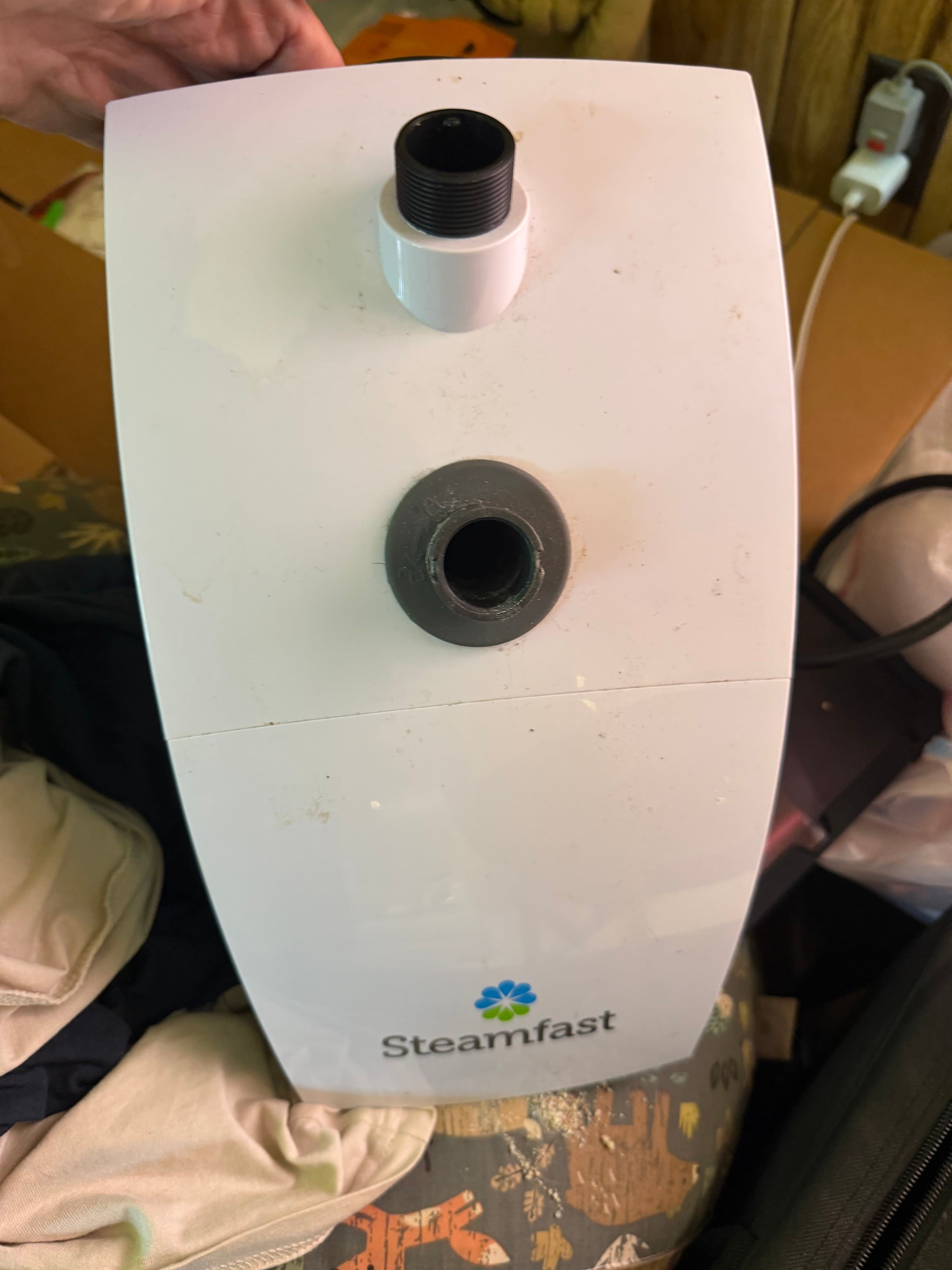 Steamfast SF-547 Replacement Water Tank 78 oz w/ Valve Cap