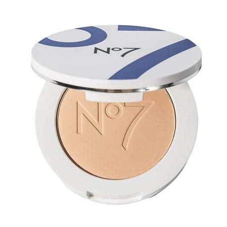 Lift & Luminate Triple Action Pressed Powder - Medium - Thumbnail 5