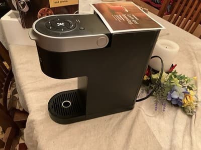 Keurig K-Supreme Single Serve K-Cup Pod Coffee Maker Black #BU0500 Light USe - Thumbnail 4