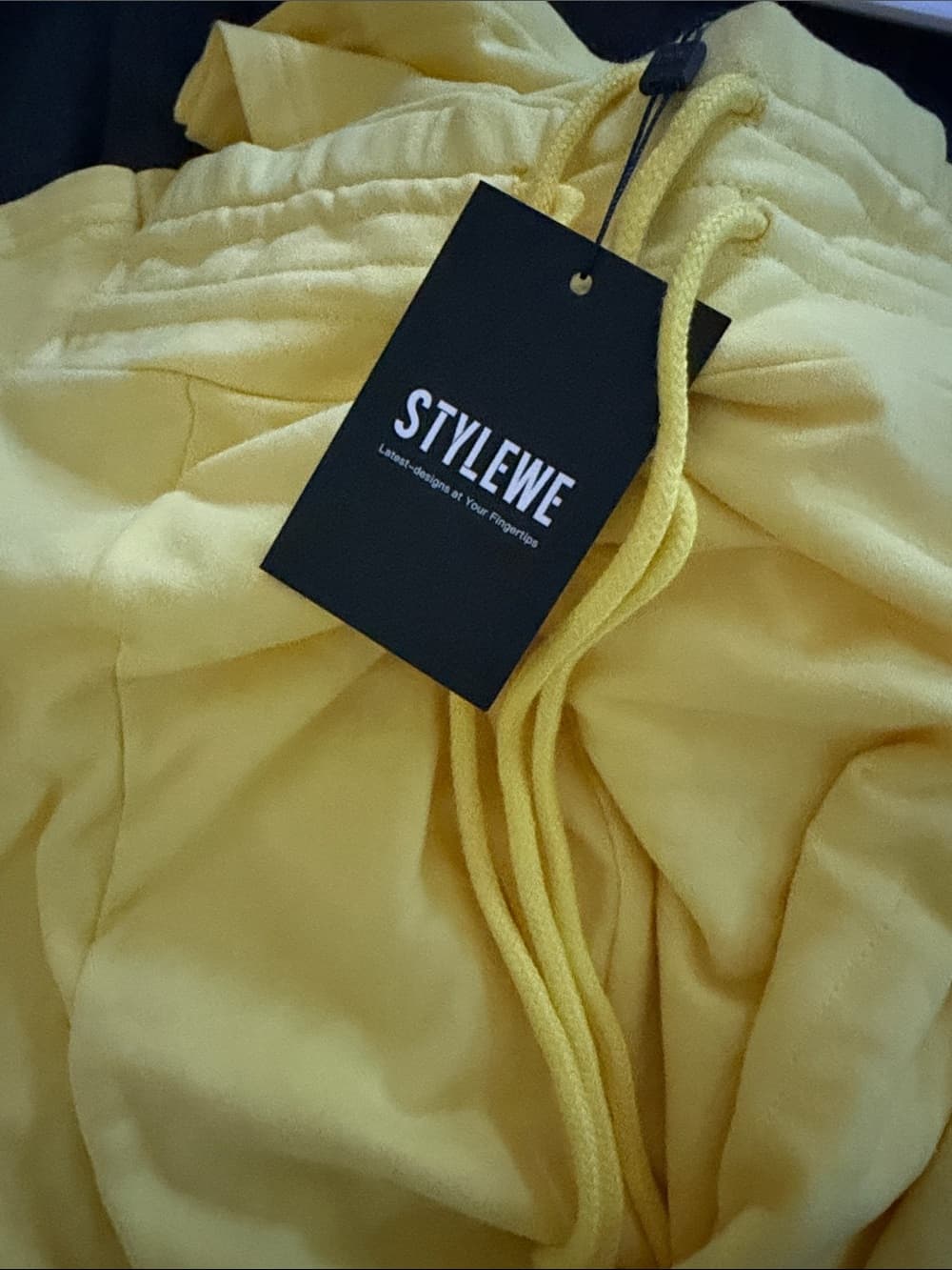 Stylewe Bright Yellow Cropped Hoodie and Skirt Set - Thumbnail 2