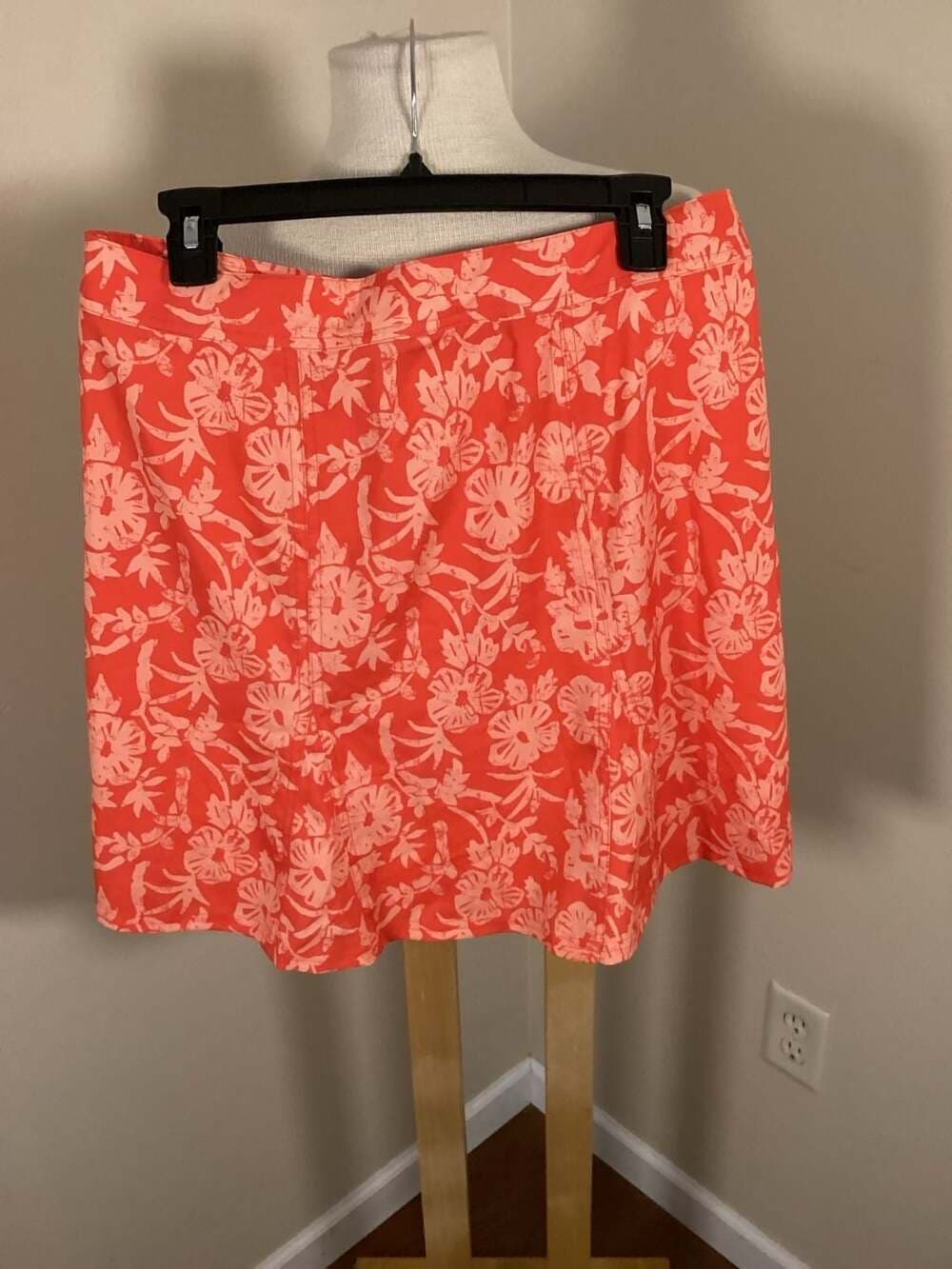 NWT RipSkirt Hawaii Paia Maui Hibiscus Coral Floral Wrap Skirt Size Medium - Thumbnail 2