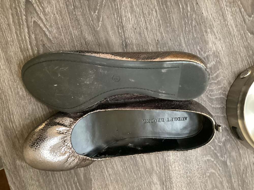 Audrey Brooke Newport Metallic Bronze Leather Ballet Flats Size 9.5M - Thumbnail 4
