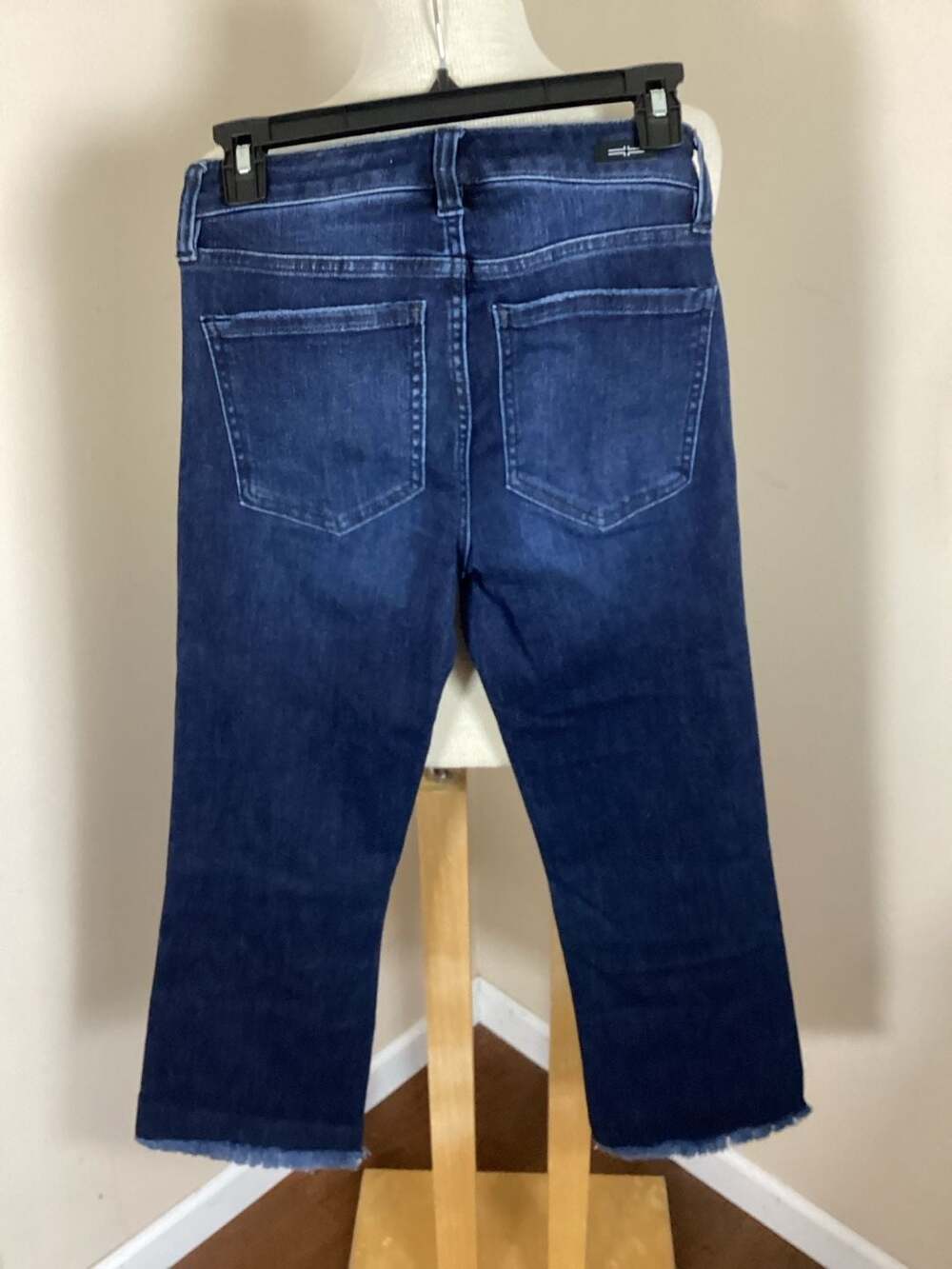Liverpool Los Angeles Size 2/26 Raw Hem Cropped Jeans - Thumbnail 3