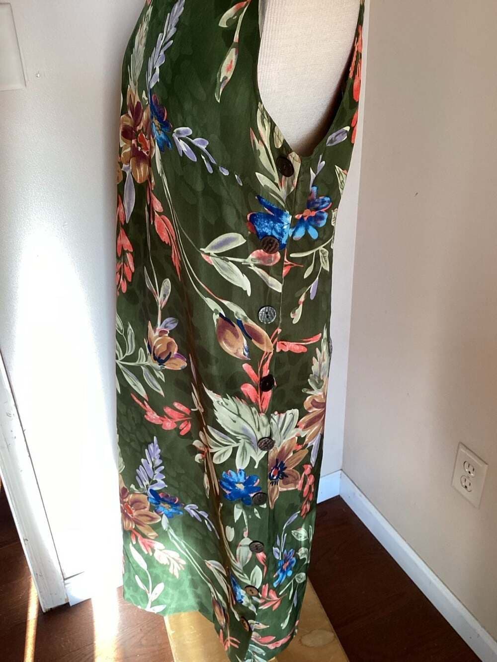 Vintage White Stag Olive Green Floral Sleeveless Midi Dress with Side Buttons Si - Thumbnail 2