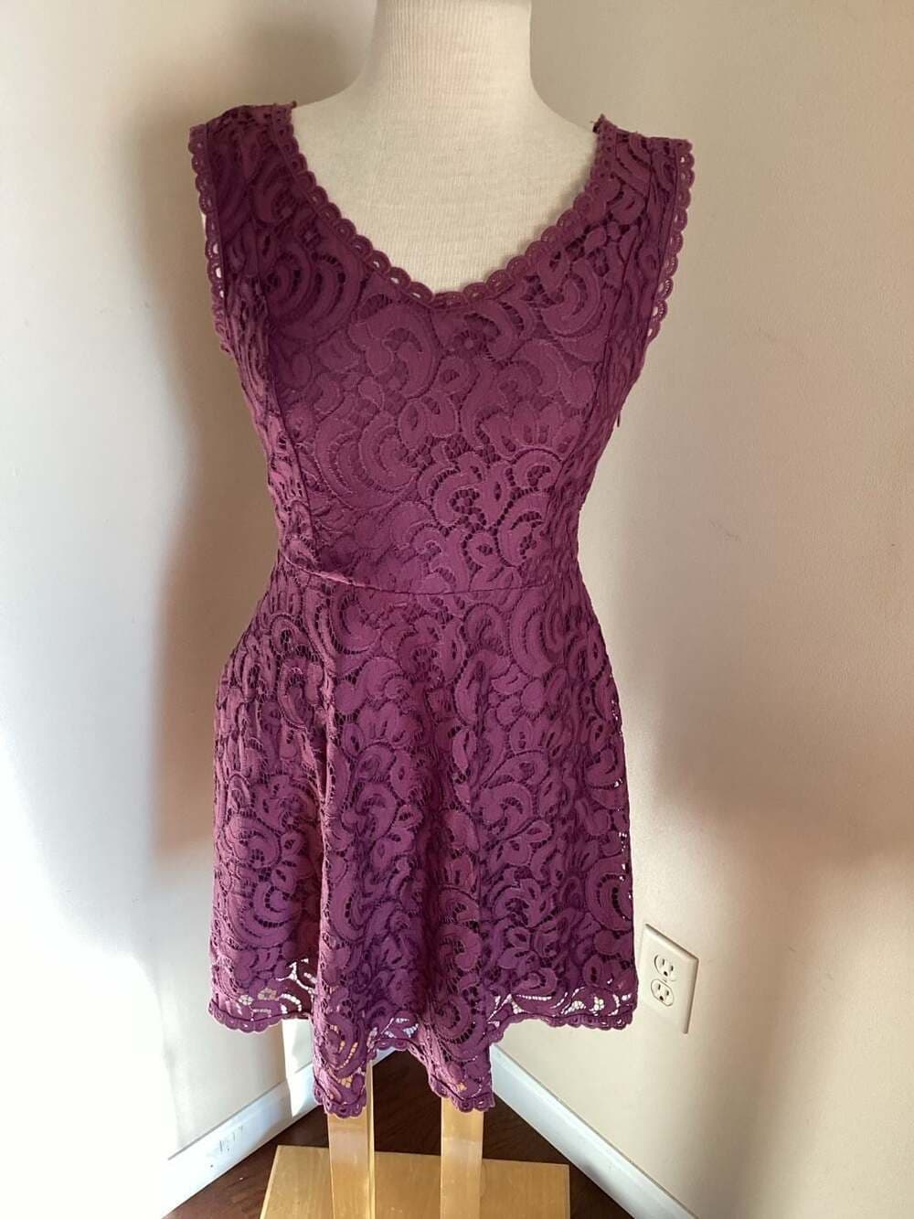 Altar'd State Purple Floral Lace Double V-Neck Fit and Flare Mini Dress Size Sma - Thumbnail 2