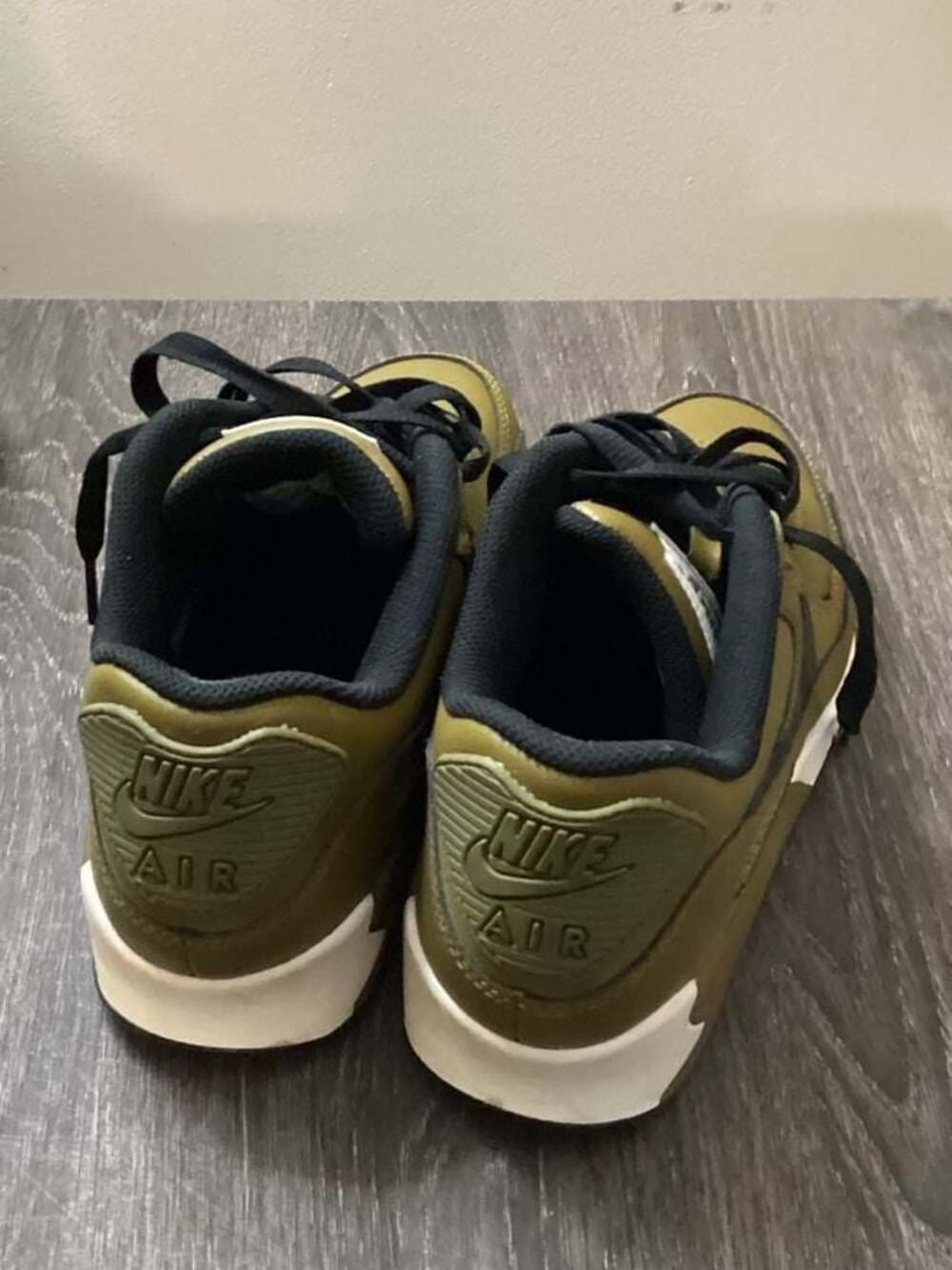 Nike Air Max 90 iD Olive Green Sneakers Size 7 - Thumbnail 2