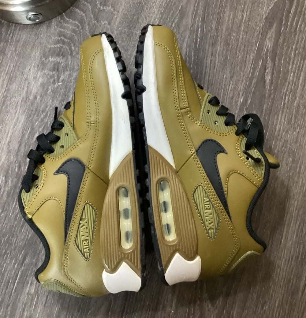 Nike Air Max 90 iD Olive Green Sneakers Size 7 - Thumbnail 3