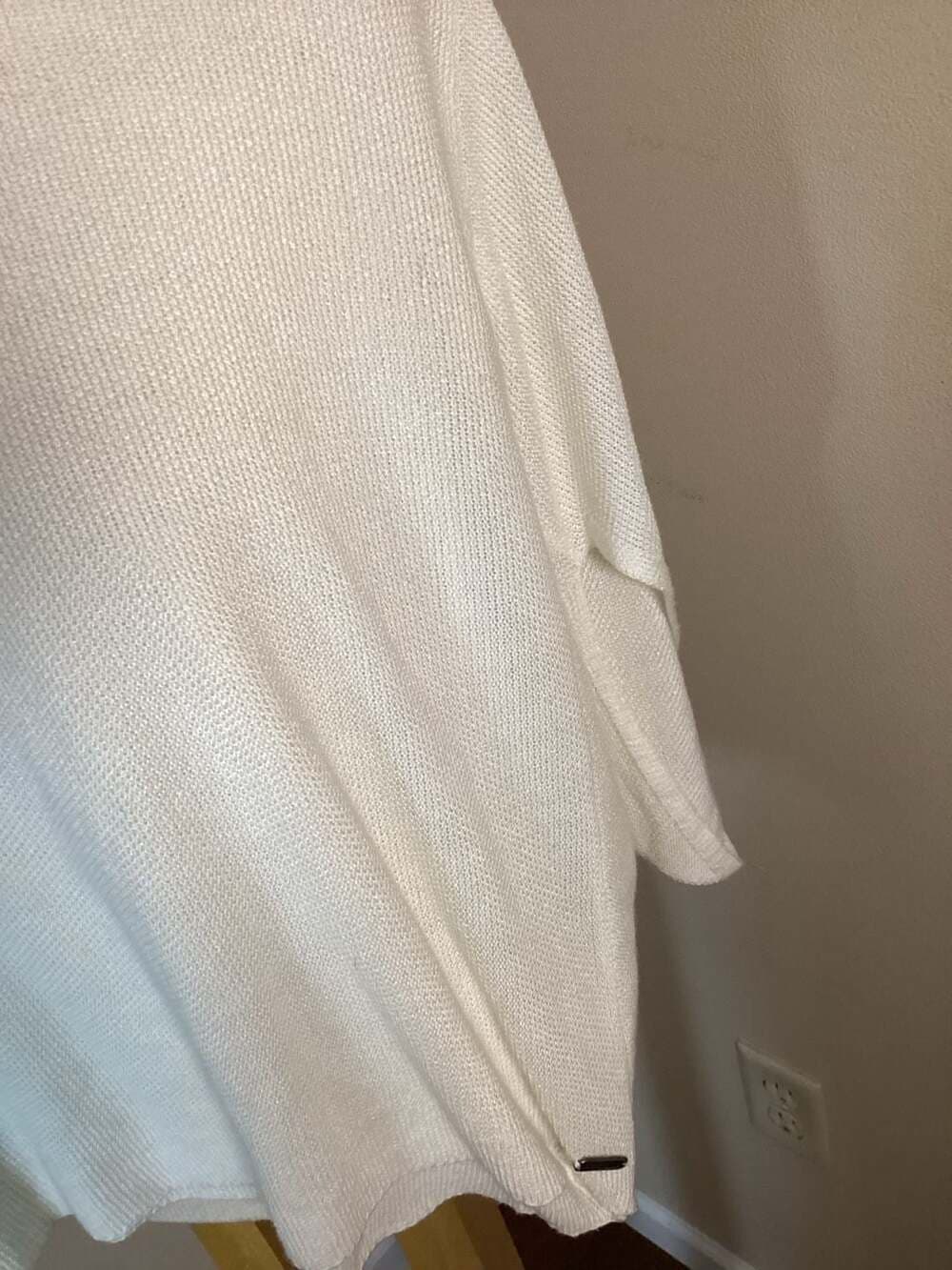 Savvi White Knit Dolman Sleeve Sweater Size MD-LG - Thumbnail 2