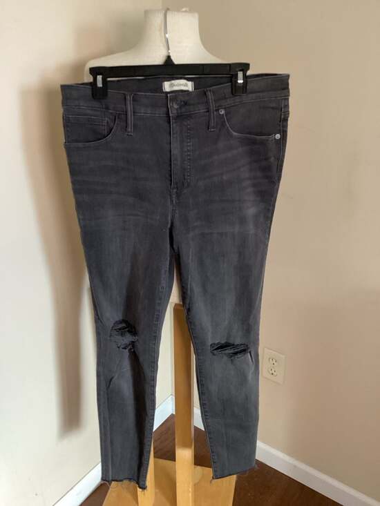 Madewell High-Rise Skinny Jeans Black Distressed Raw Hem Size 32 - Thumbnail 4