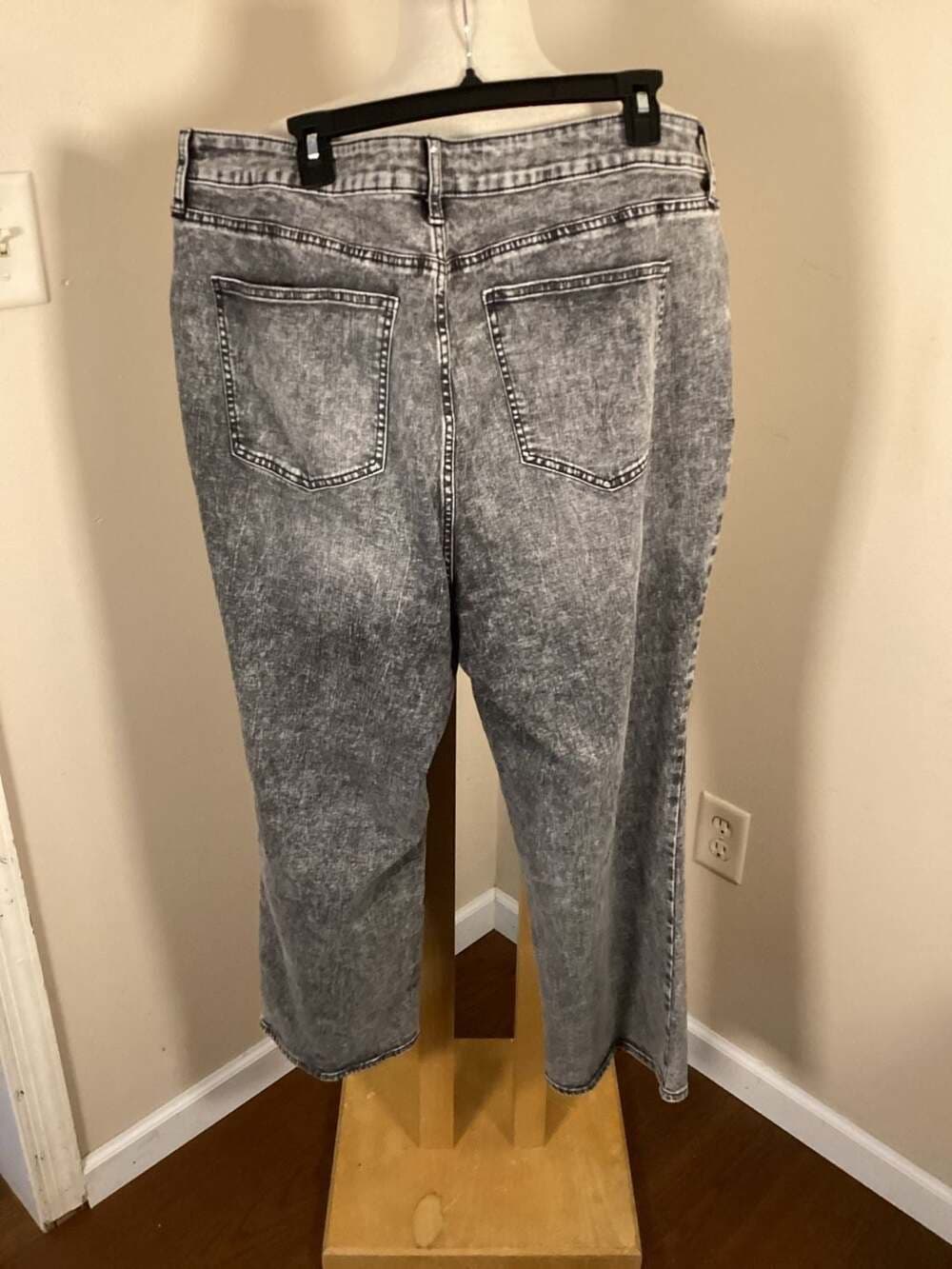 RM Rebecca Minkoff Grey Acid Wash High Rise Straight Leg Jeans Size 20W - Thumbnail 2