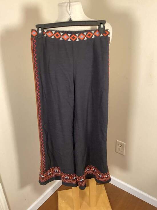 THML Black Wide Leg Embroidered Crop Pants with Geometric Trim - Thumbnail 4
