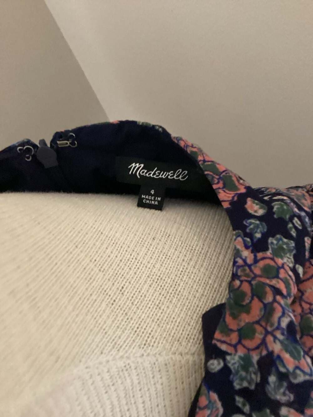 Madewell Floral Print V-Neck Mini Dress Size 4 - Thumbnail 2