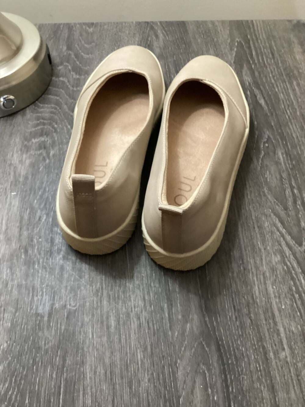Soul Naturalizer Beige Slip-On Flats Size 7 - Thumbnail 4