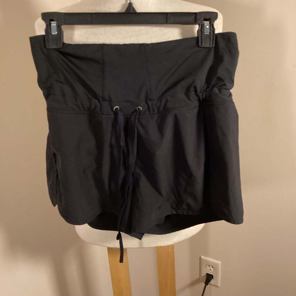 Athleta Women's Black High-Waist Drawstring Hiking Shorts - Thumbnail 3