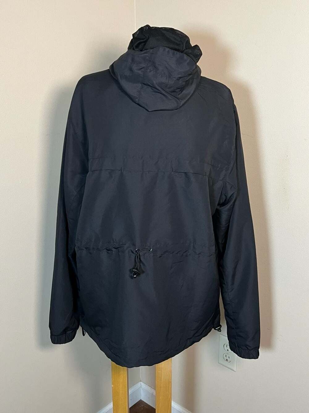 Gorilla Wear Black Half-Zip Windbreaker Anorak Jacket Size M - Thumbnail 3