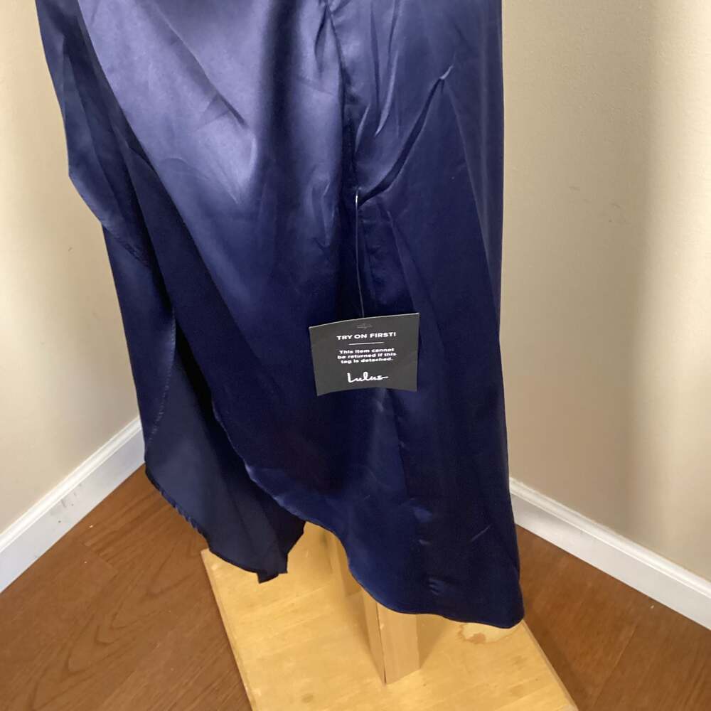 Lulus Law of Attraction Navy Blue One-Shoulder Asymmetrical Satin Midi Dress - Thumbnail 2