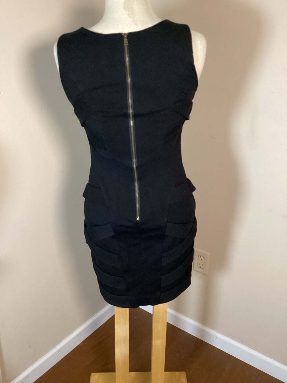 Cynthia Steffe Black Bandage Bodycon Dress Size 6 - Thumbnail 3
