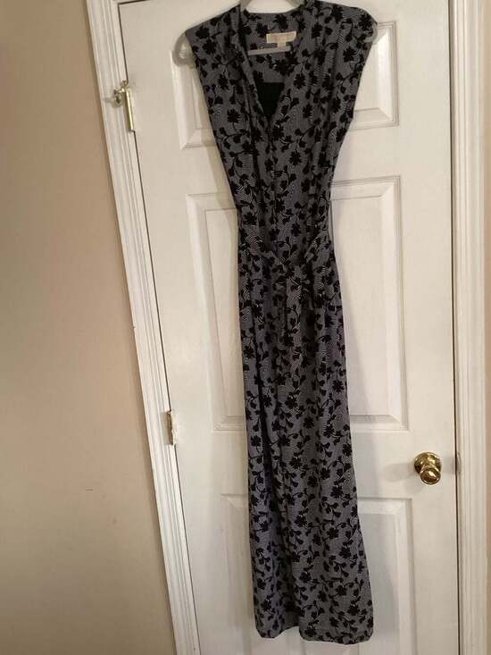 MICHAEL Michael Kors Black and White Floral Wave Print Sleeveless Maxi Dress - Thumbnail 5