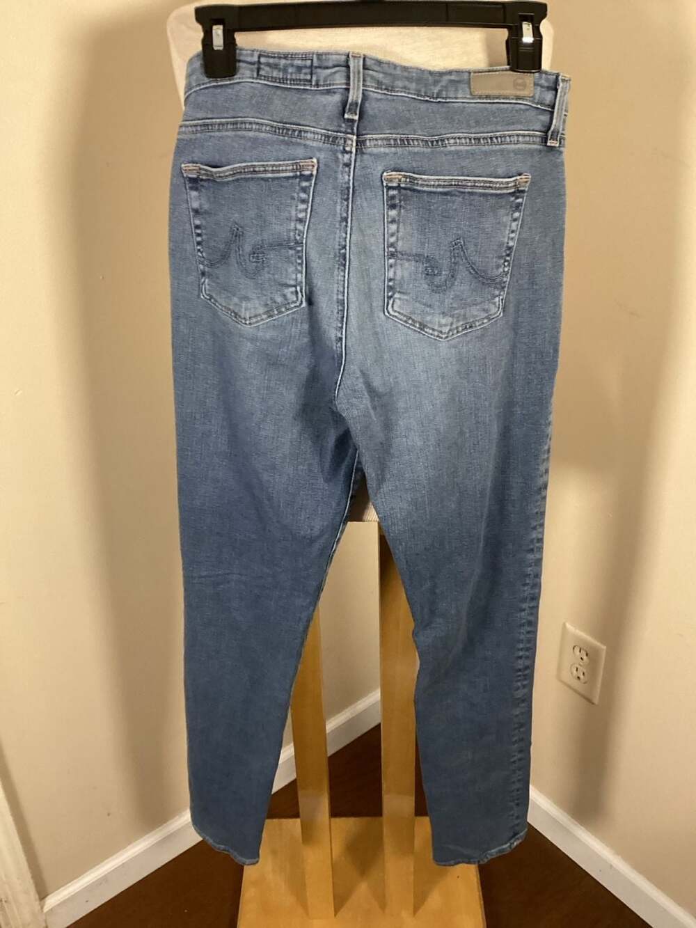 AG Adriano Goldschmied Prima Mid-Rise Cigarette Leg Jeans in 2Y-Lush - Thumbnail 3