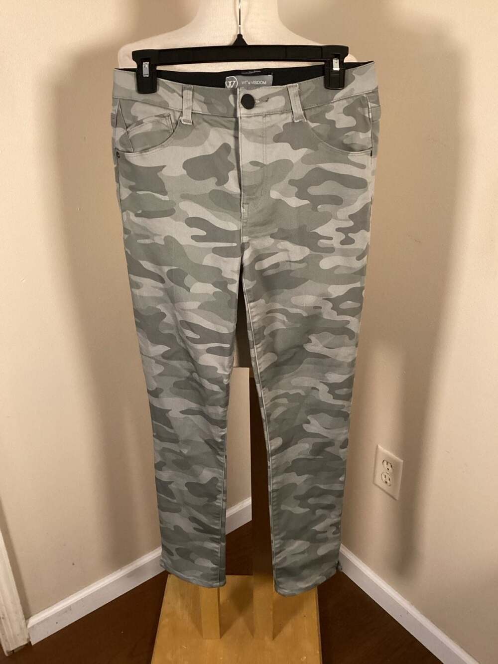 Wit & Wisdom Ab-Solution High Waist Camo Ankle Skinny Pants Size 2 - Thumbnail 4