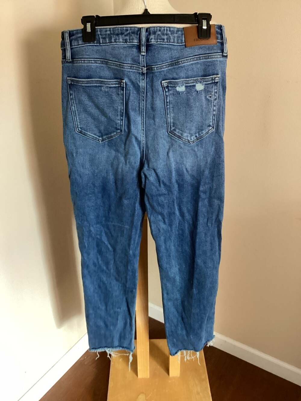 Hidden Los Angeles Distressed Raw Hem Jeans Size 31 - Thumbnail 3
