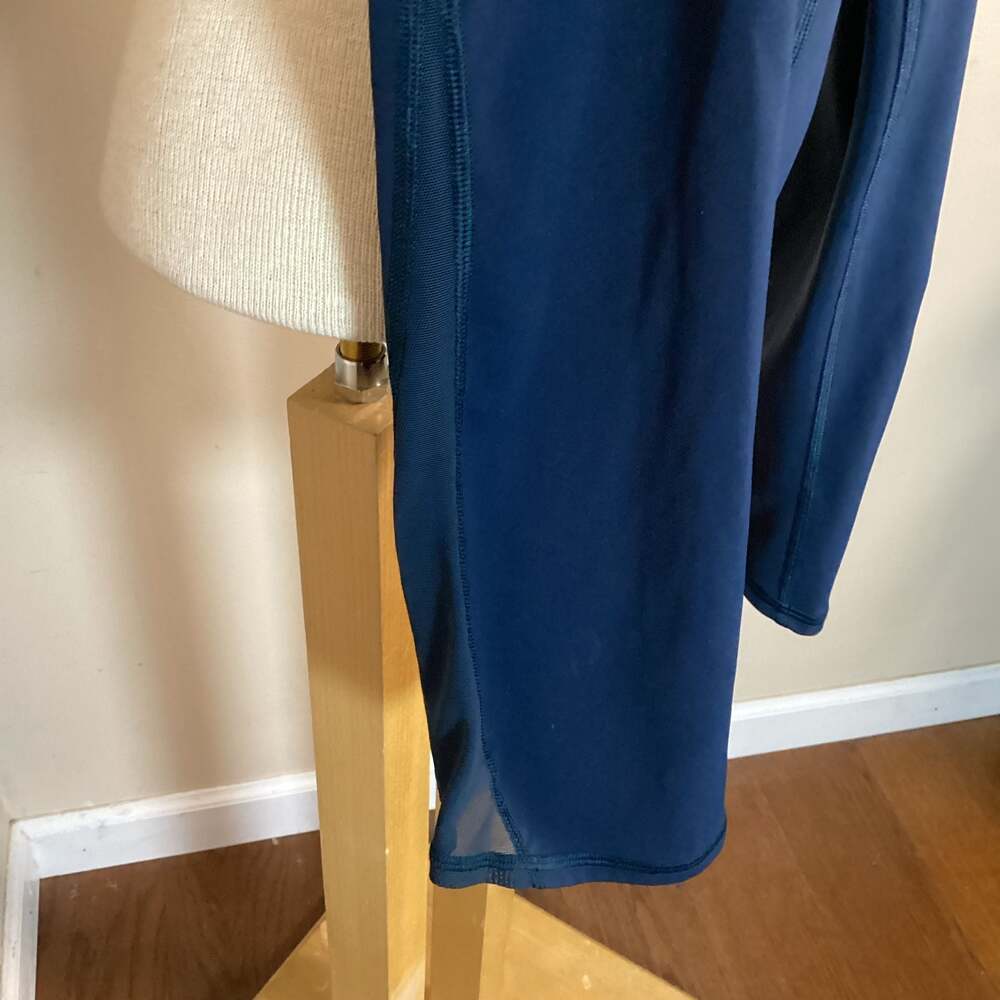 Lululemon Mesh Panel Crop Leggings Navy Blue Size 10 - Thumbnail 3