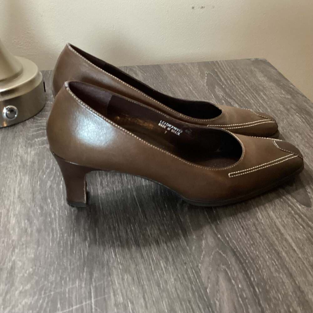 Paola Ruggeri Brown Leather Square Toe Pumps Size 7 - Thumbnail 2