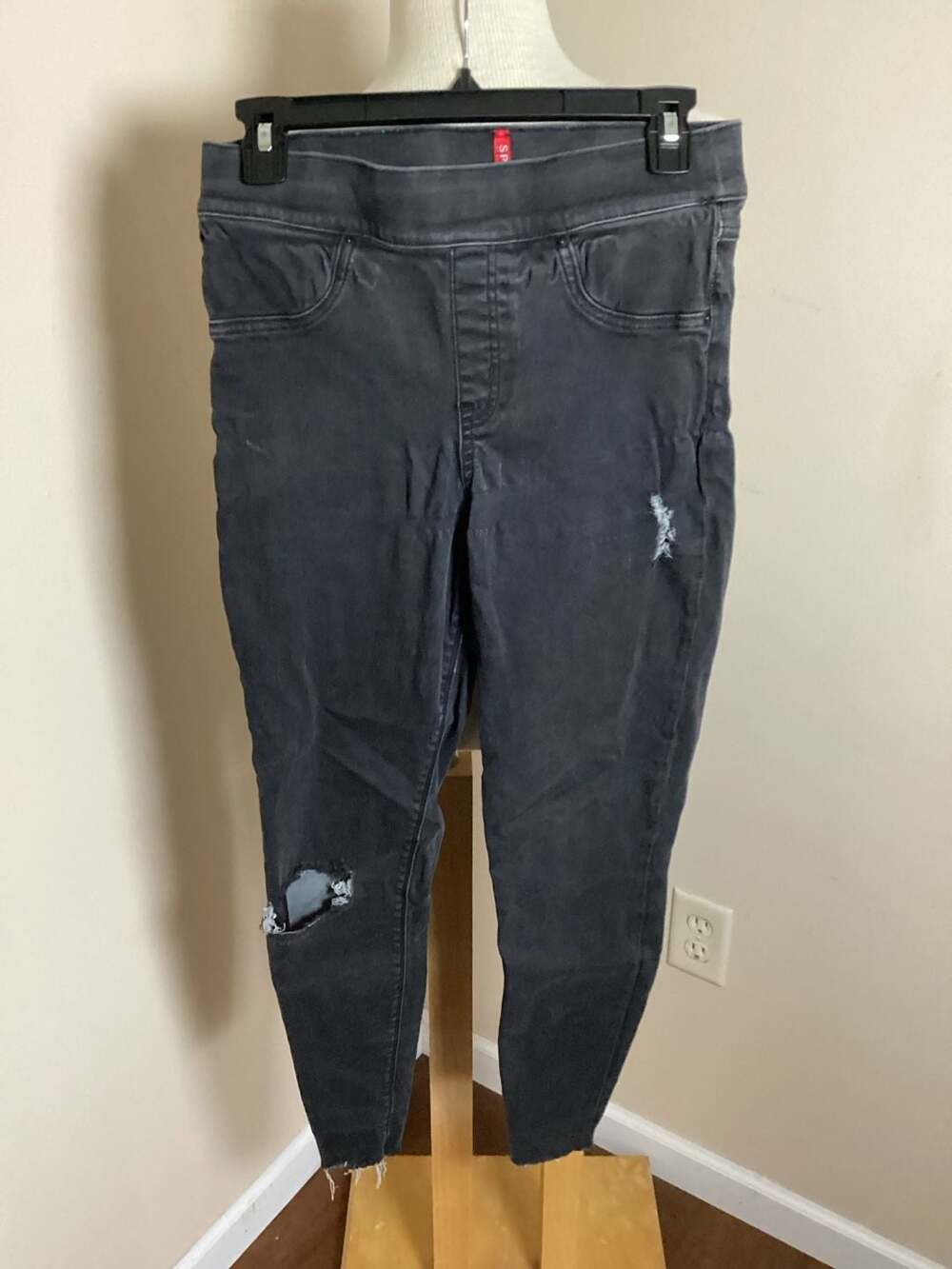 Spanx Distressed Black Denim Leggings Size M - Thumbnail 3