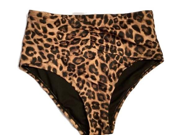 White House Black Market Leopard Print High-Waist Ruched Bikini Bottom Size M - Thumbnail 5