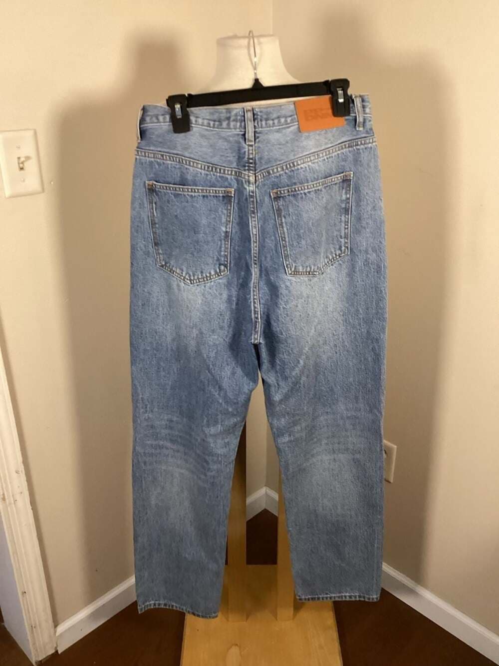 Princess Polly Archie Straight Leg Jeans Light Wash Asymmetric Waist - Thumbnail 3