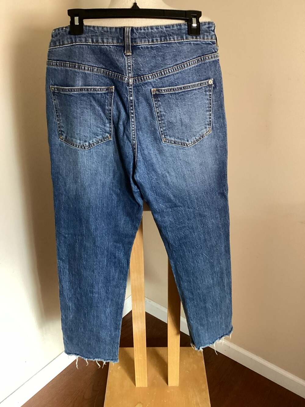 Pilcro Anthropologie High-Rise Raw Hem Jeans Size 30 - Thumbnail 3
