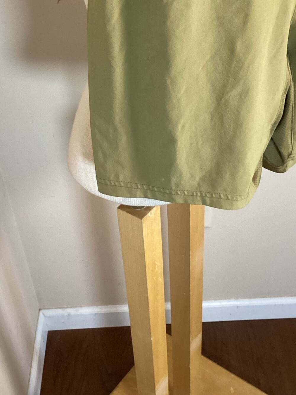 Gore Running Wear Olive Green Performance Running Shorts Size Large - Thumbnail 5
