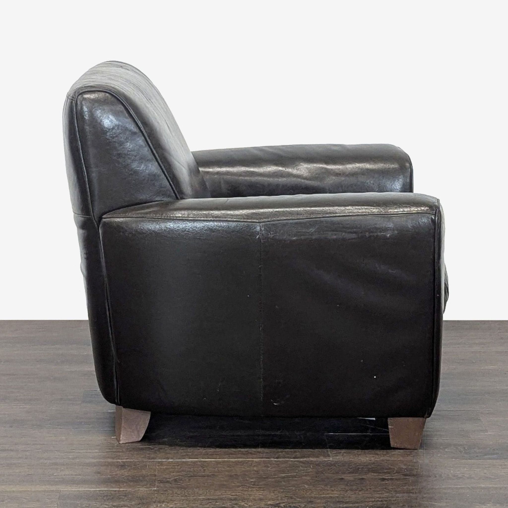 Natuzzi Black Leather Lounge Armchair - Comfortable Modern Seating - Thumbnail 6