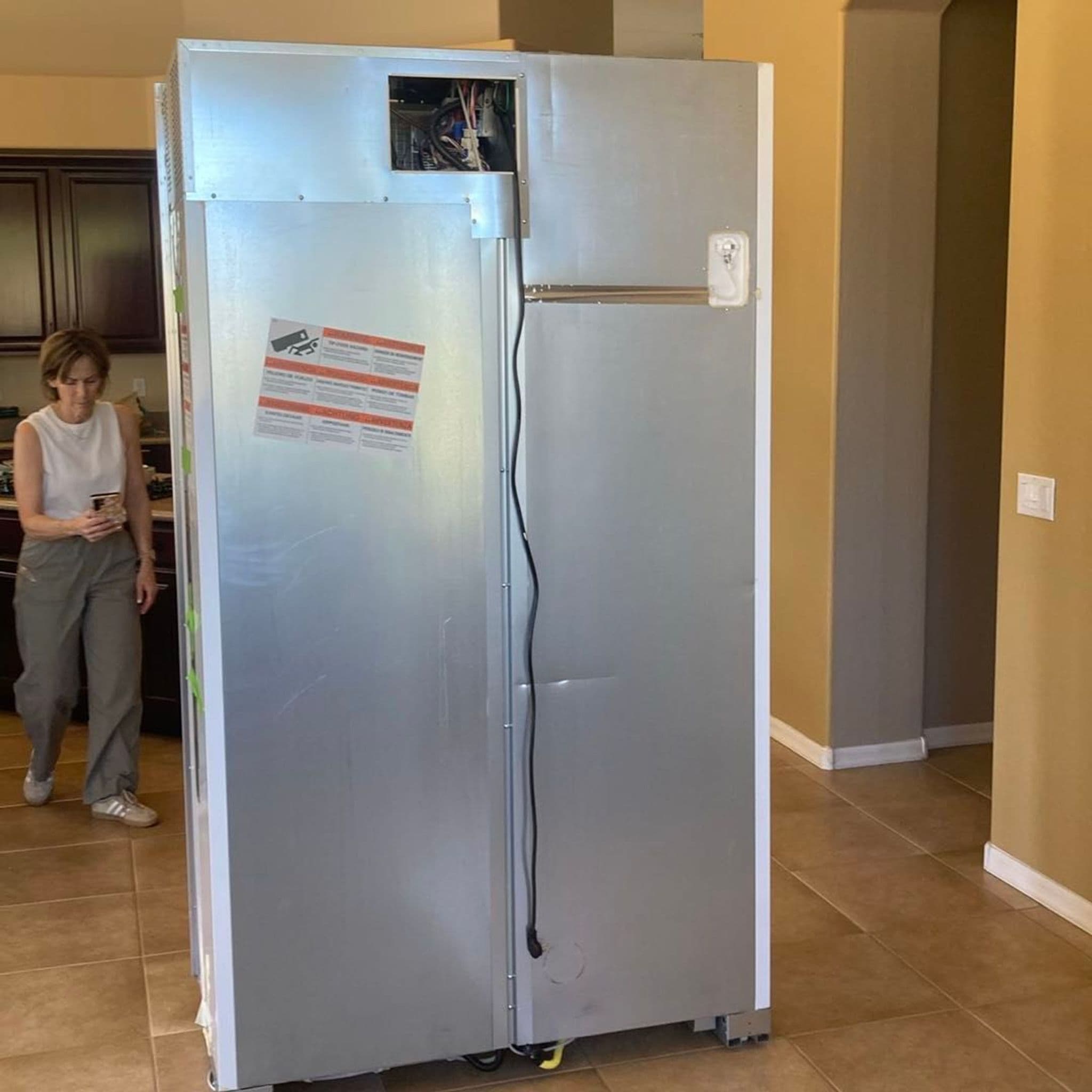 GE Monogram ZISS480DPESS Stainless Steel Side-by-Side Refrigerator with Ice Dispenser - Thumbnail 6